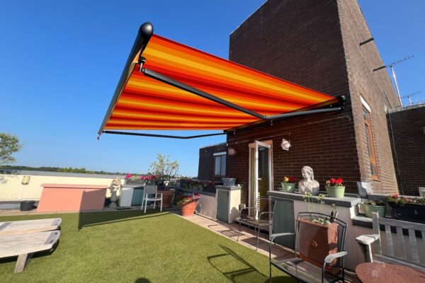 1600 Awning
