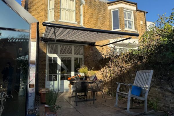 1600 Awning
