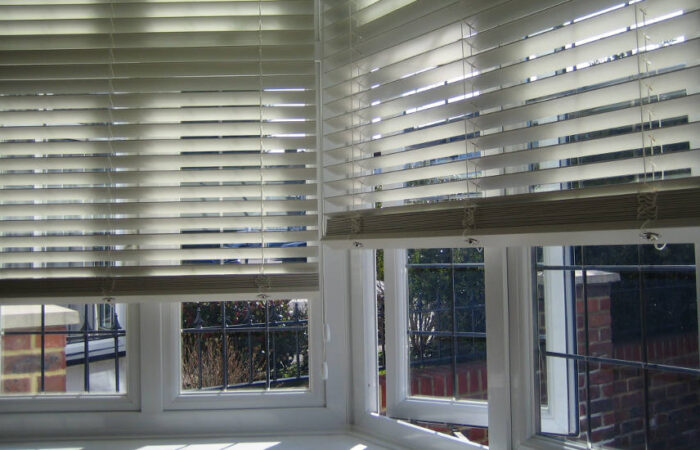 Electric Wood Venetian Blinds Featured Image