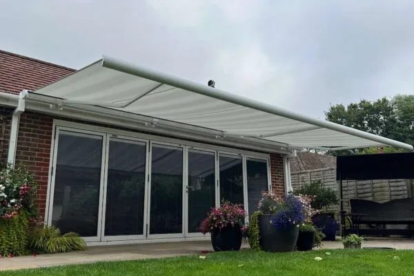 Markilux 5010, Grey Soft Stripe Awning