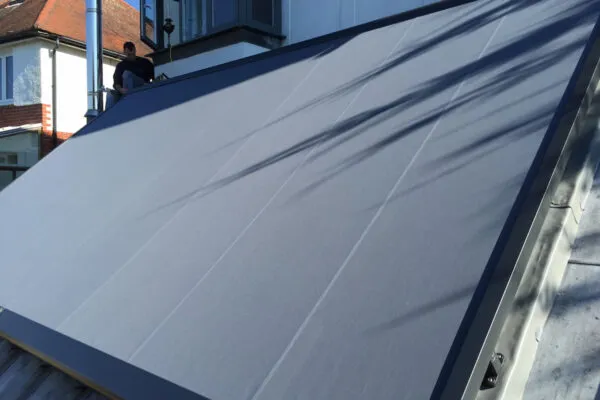 Markilux 8800 - Angled
