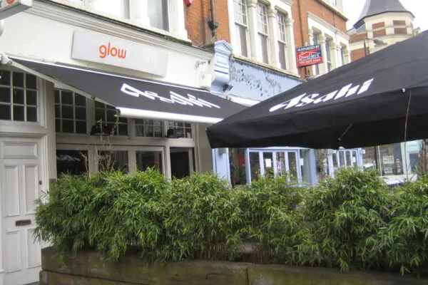 Restaurants Awnings Glow