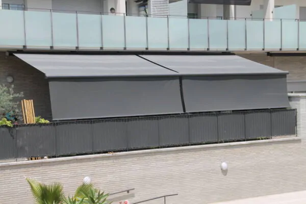 Restaurants Awnings Coverage