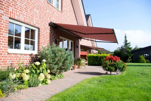 Markilux 1600 - Striped Awning
