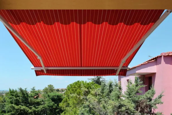 Markilux 1710 - Red stripes